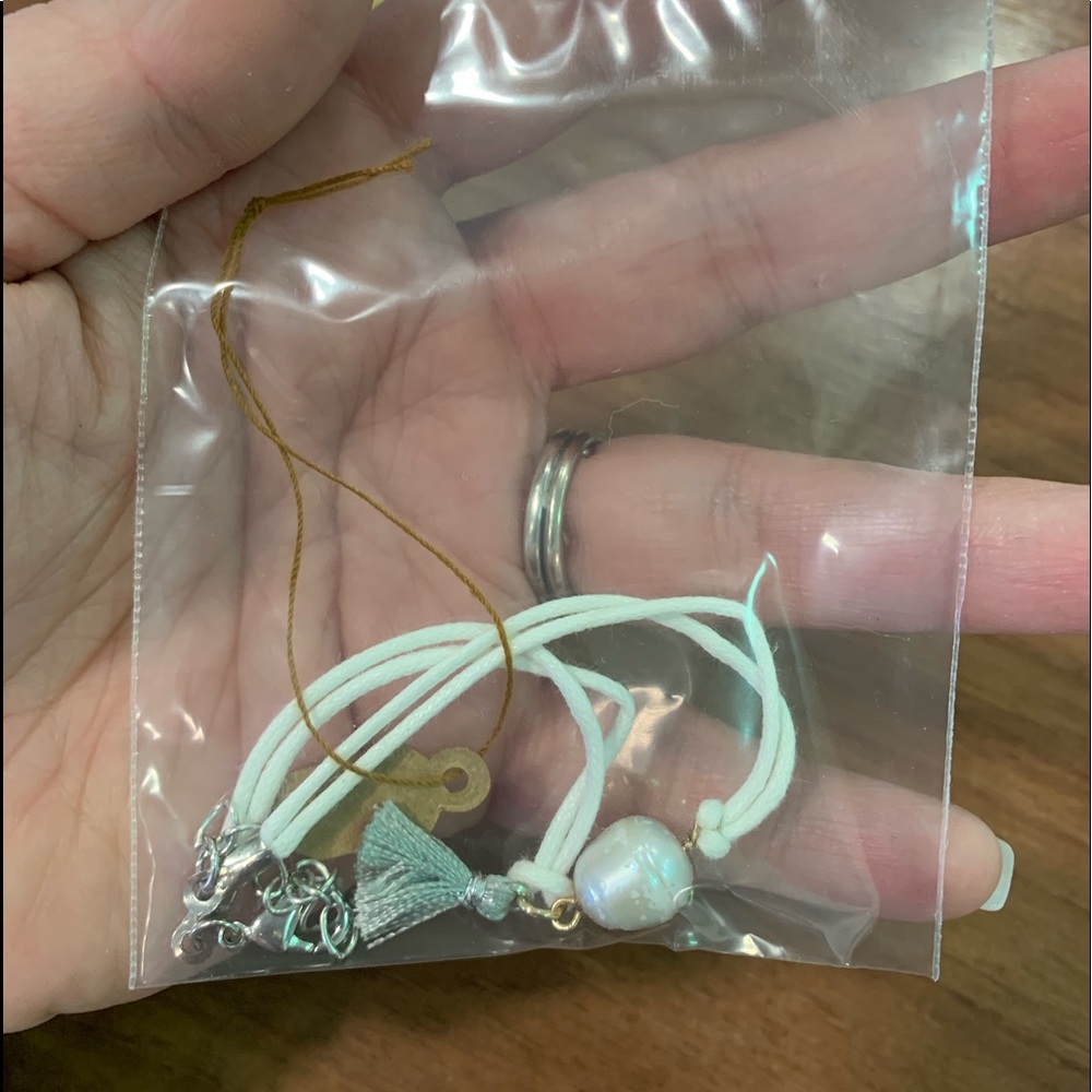 Bracelet with stone